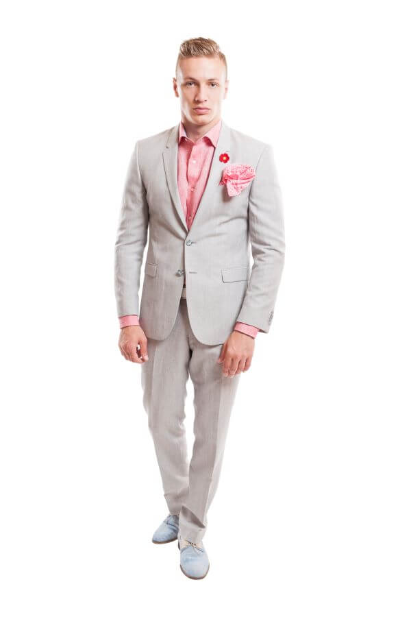 Idées de costumes d'été pour hommes 6 Costume gris clair