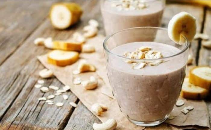 Cómo hacer un batido de frutas y cereal