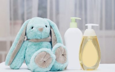 Découvrez les 7 astuces incroyables pour utiliser le shampooing pour bébé à la maison et vous allez adorer !