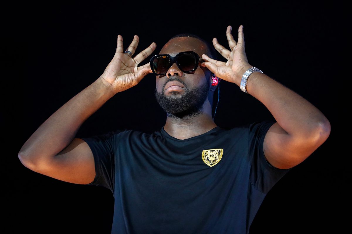 Tunisie: Gims annule un concert pour dénoncer la condition des migrants