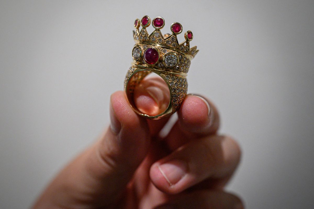 Vente aux enchères: La bague de Tupac Shakur a été achetée par un autre rappeur célèbre