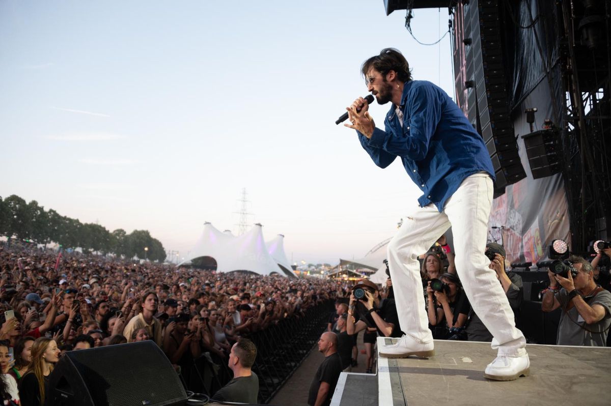Lomepal: Une accusation d’agressions sexuelles éclate juste avant son concert à Paléo