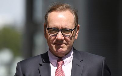 Londres sous le choc : Kevin Spacey échappe à la condamnation pour agressions sexuelles ! Découvrez les détails croustillants !
