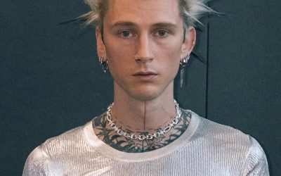Machine Gun Kelly fait scandale lors d’une fête foraine : Découvrez le choc qu’il a provoqué !