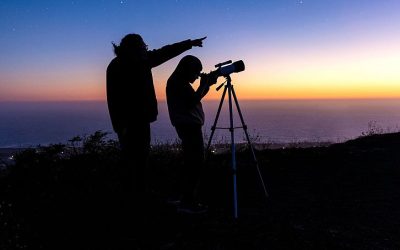 Découvre tous les secrets de l’incroyable spectacle de la double-super lune en août !