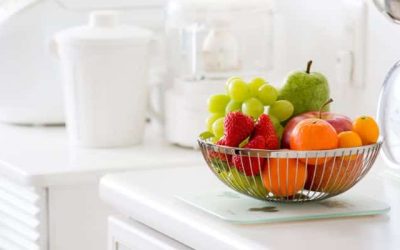 Découvrez ces 4 astuces efficaces pour éliminer la moisissure sur les fruits et les garder frais plus longtemps !