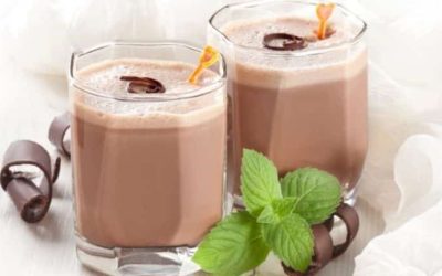 Découvrez le délicieux batido énergisant au chocolat et café pour les sportifs en quête de performance !