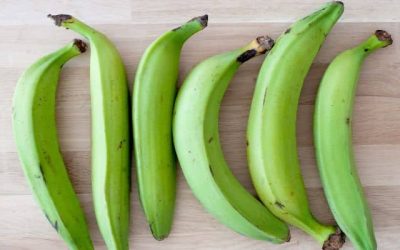 Découvrez les incroyables bienfaits de manger une banane chaque matin : vous ne devinerez jamais ce qui se passe ensuite ! 😱🍌