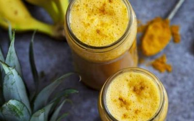 Découvrez notre recette de smoothie ananas, gingembre et curcuma, délicieuse et rafraîchissante !