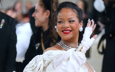 Incroyable nouvelle ! Les États-Unis sont en ébullition après la supposée naissance d’une petite fille par la célèbre chanteuse Rihanna. Les fans du monde entier se demandent déjà quel nom original la star aurait choisi pour son adorable bébé. Découvrez tous les détails croustillants de cet événement tant attendu !