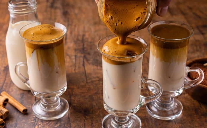 Milkshake à la vanille et au café pour le petit-déjeuner