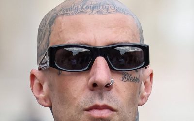 Travis Barker fait une visite émouvante à un fan aveugle – vous ne devinerez jamais ce qui s’est passé ensuite !