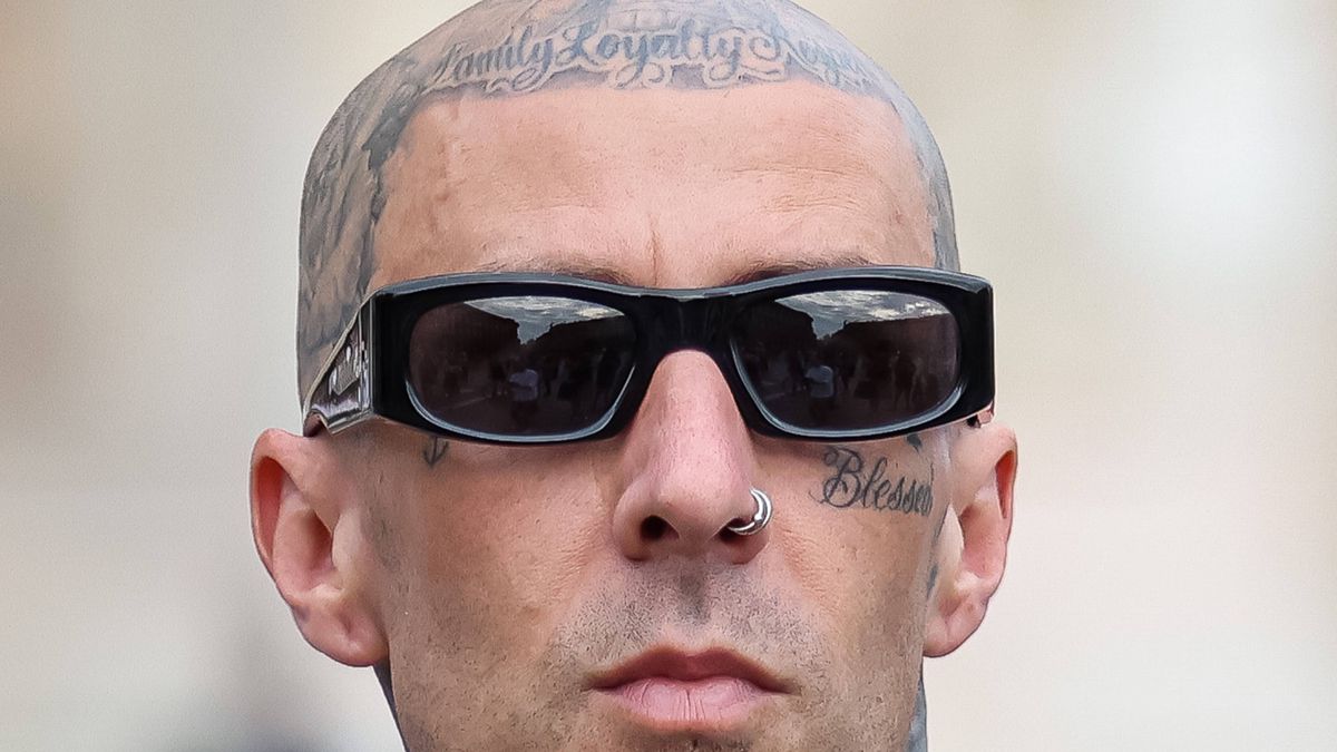 Travis Barker: Il fait une visite surprise à un fan aveugle