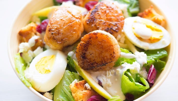 plat de pâtes aux légumes