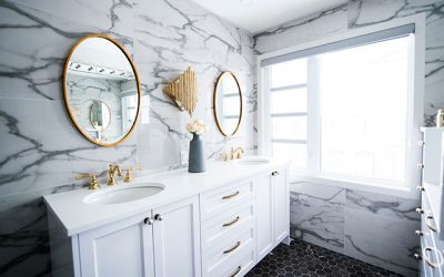 Découvrez les astuces ultimes pour illuminer votre salle de bain et la faire briller de mille feux ! ✨