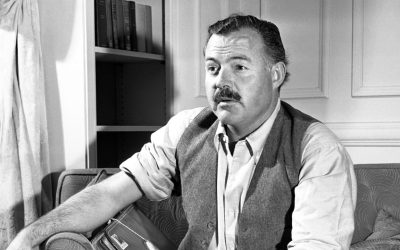 Ernest Hemingway dévoile ses tragiques accidents d’avion : cette lettre se vend à 221 000€ ! 💥💸