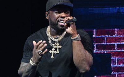 Incroyable scandale à Los Angeles : 50 Cent est accusé d’avoir blessé une spectatrice avec son micro ! Découvrez les détails choquants de cet incident qui a secoué la scène musicale.