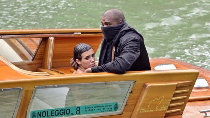 Venise (I): Kanye West banni d’une compagnie de bateaux après une fellation
