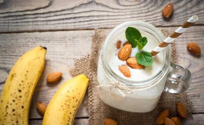Comment faire un smoothie banane-amande