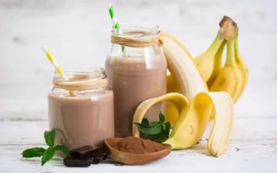 Découvre comment concocter ton propre smoothie au yaourt et cacao !