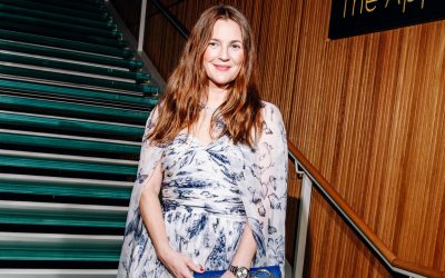 « Incroyable ! Drew Barrymore persiste avec son talk-show malgré les grèves. Elle assume totalement ! »