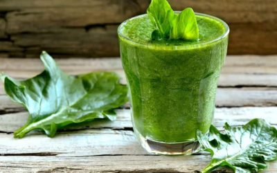 Le smoothie vert à l’épinard qui fait fondre les kilos en trop ! 🥬🍃 Découvrez notre recette miracle pour mincir rapidement !
