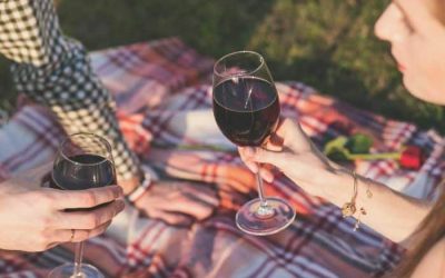 Découvrez nos conseils pour déguster le vin comme un pro, même si vous n’y connaissez rien !