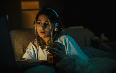 Sexe au ciné : adieu ! Place à l’amour : les jeunes boudent les films de papa