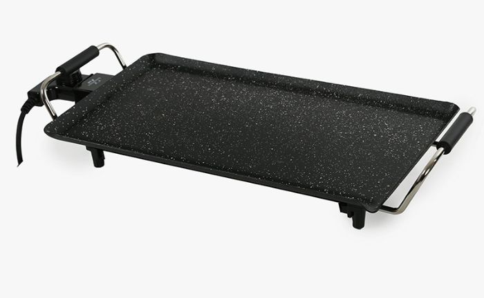Avec la plaque de grill Infinity Chefs, vous remplissez votre table de saveurs à chaque repas en famille.