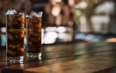 Les incroyables conséquences de boire quotidiennement du Coca-Cola : découvrez les 5 effets néfastes sur votre santé !