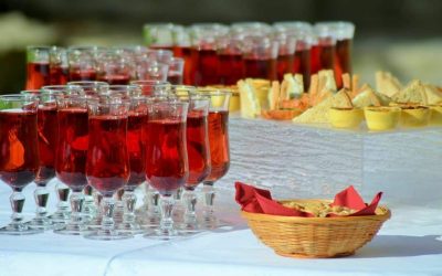 Découvrez le Kir Royal, le cocktail le plus célèbre en France qui va vous enchanter ! 🍹✨
