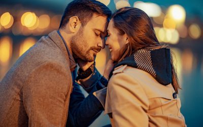 Découvre les 3 signes astrologiques qui vivront une surprise amoureuse incroyable à la Saint-Valentin 2024 dans leur horoscope !