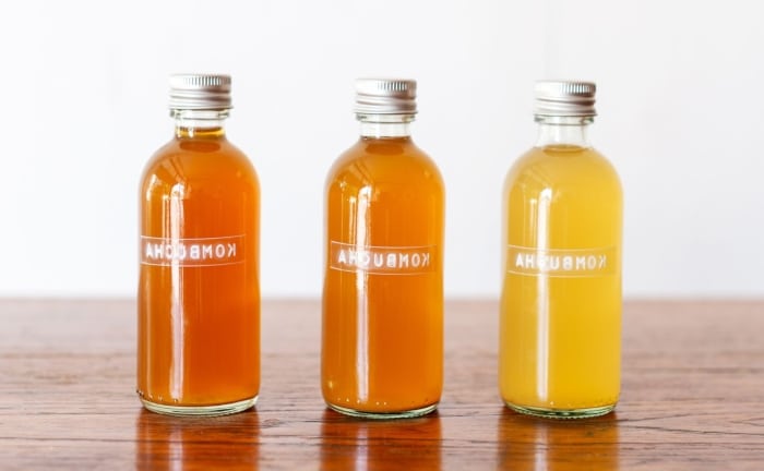 Le Kombucha a un goût un peu bizarre et c'est pourquoi tout le monde ne l'aime pas.