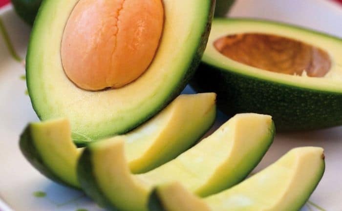 avocat coupé