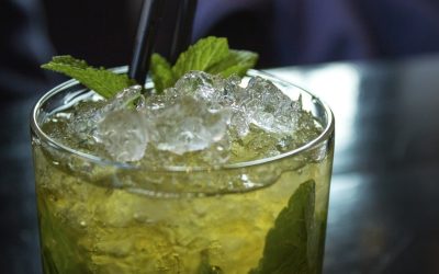 Découvrez cette version explosive du célèbre Mojito. Prêt à savourer un cocktail détonant ?