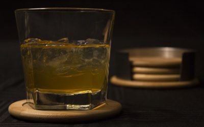 Découvrez comment préparer facilement une délicieuse boisson du sud avec la recette du Whisky Sour !