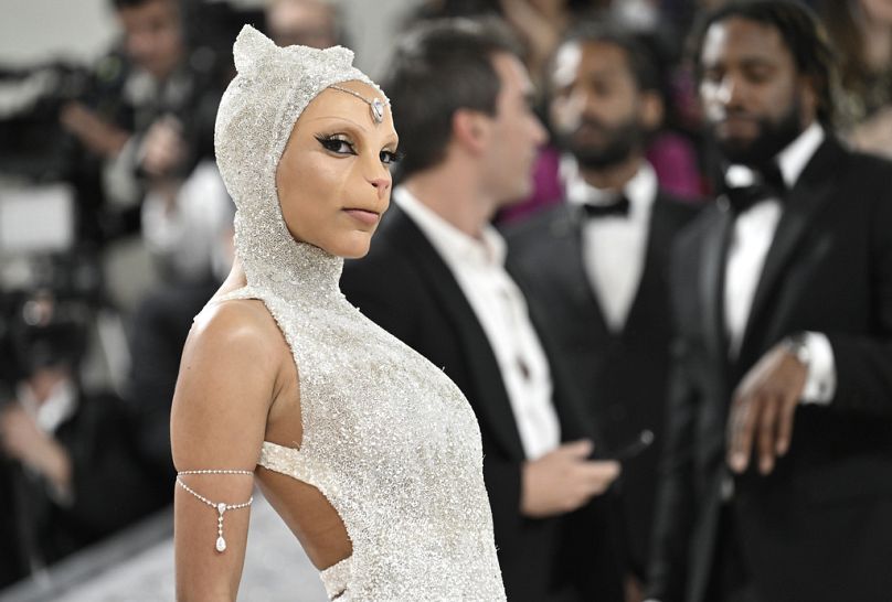 Doja Cat assiste au Met Gala pour célébrer l'ouverture
