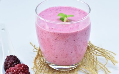 Découvrez le délicieux Batido de fruits au yaourt : une bombe de vitamines et minéraux pour votre santé !