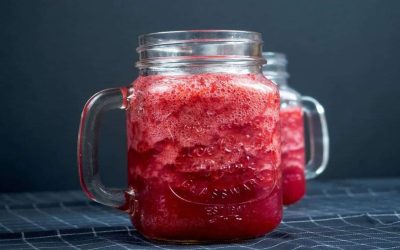 Découvrez le secret pour rester toujours jeune : le Smoothie à la grenade à jeun vous aidera à y parvenir !