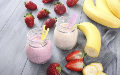 Prépare-toi un délicieux smoothie fraise-banane en un temps record !