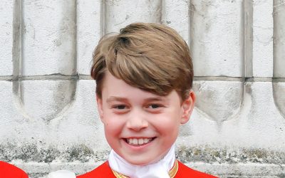Comment le Prince George a influencé Charles III à renoncer à une tradition vestimentaire