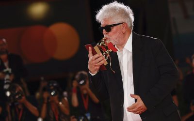 Festival de Venise 2024 : Le Lion d’Or décerné à Pedro Almodóvar pour cette 81ème édition ! 

## Un triomphe éclatant pour le maître du cinéma espagnol ! 

Ne ratez pas cet événement mémorable où le génie d’Almodóvar a une fois de plus conquis les cœurs et les esprits !