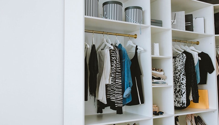 une armoire sans porte