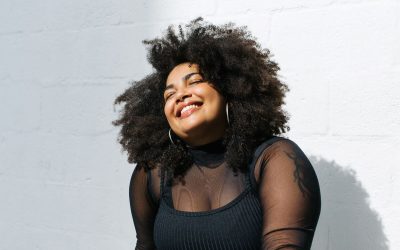 Titre : Découvrez le Secret pour Choisir des Vêtements Grande Taille qui Subliment votre Silhouette !

Par Olivia Doonan – 25 avril 2024