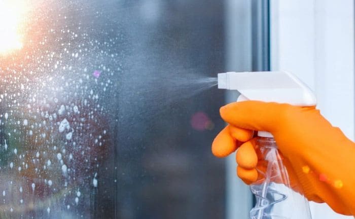 vinaigre de nettoyant pour vitres