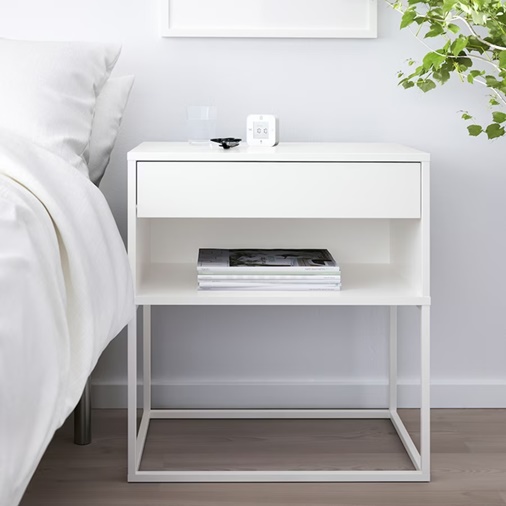 Table de nuit simple Ikea Vikhammer