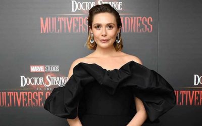 Elizabeth Olsen parle de son parcours dans et hors du MCU
Une vision personnelle de l’art et de la création
Elizabeth Olsen, connue pour son rôle de Wanda Maximoff dans l’univers cinématographique Marvel (MCU), a récemment partagé ses réflexions sur son parcours artistique. Dans une interview révélatrice, elle évoque non seulement son expérience au sein de l’imposant MCU, mais aussi son évolution en tant qu’actrice et personne en dehors de cet univers.
Un regard introspectif sur l’art
Olsen souligne que son approche de l’art ne se limite pas à la consommation de films ou de spectacles. Elle préfère explorer des formes d’expression plus variées, cherchant à comprendre les motivations et les émotions qui animent les créateurs. Cette perspective enrichit sa propre pratique artistique, lui permettant de se distancer des attentes souvent associées à son rôle de super-héroïne.
Équilibre entre célébrité et authenticité
L’actrice aborde également le défi de naviguer entre la célébrité et la recherche d’authenticité. Elle insiste sur l’importance de rester fidèle à soi-même dans un milieu où les pressions externes peuvent parfois éclipser la voix individuelle. Cette quête d’authenticité se reflète dans ses choix de rôles et ses projets futurs, qui visent à dépasser les stéréotypes souvent liés aux personnages de franchise.
Un futur prometteur
En se projetant vers l’avenir, Elizabeth Olsen reste déterminée à explorer de nouveaux horizons artistiques. Elle envisage de diversifier ses projets, tout en continuant à tirer parti de son expérience au sein du MCU. Cette combinaison de passé et d’avenir semble prometteuse, tant pour elle que pour ses fans, qui attendent avec impatience ses prochaines performances.
En somme, Elizabeth Olsen nous rappelle que le parcours d’un artiste est bien plus qu’une série de rôles emblématiques; c’est une exploration continue de soi et du monde qui l’entoure.