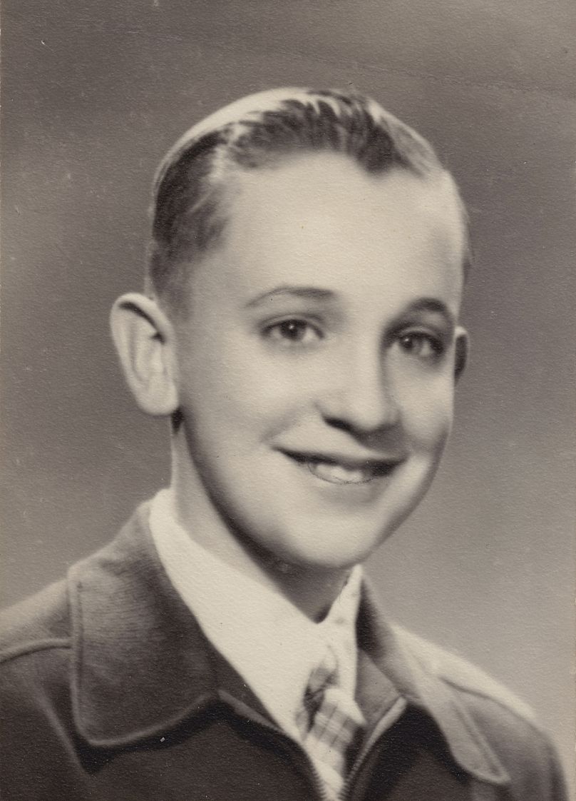 Jorge Mario Bergoglio adolescent